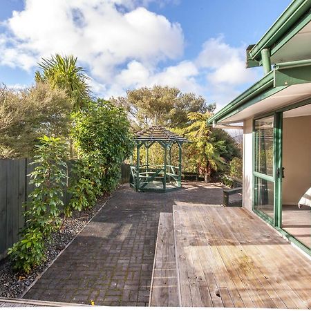 Kaihua Lookout - Taupo Holiday Home Luaran gambar