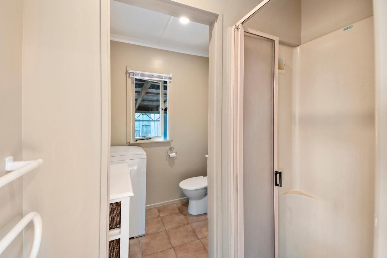 Kaihua Lookout - Taupo Holiday Home Luaran gambar